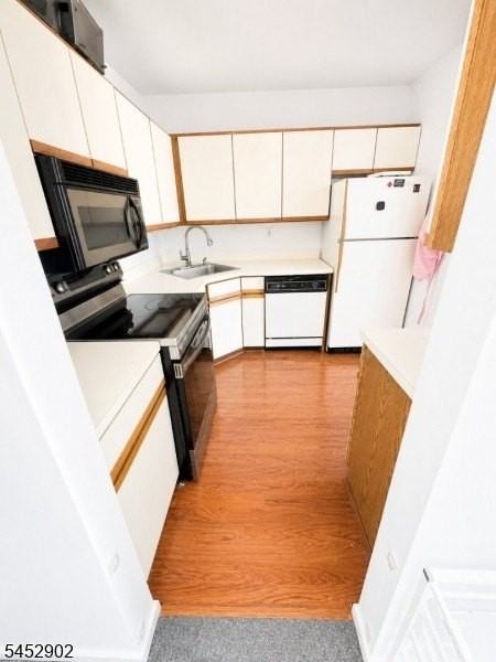 112130 Sherwood Ave #5 - Photo 3 of 6
