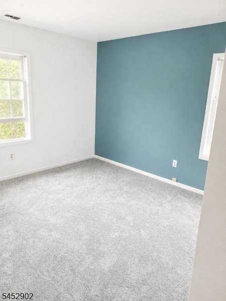 112130 Sherwood Ave #5 - Photo 5 of 6