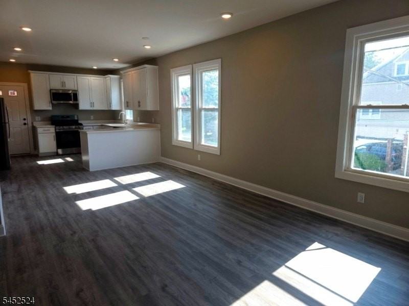 182 Chestnut St #2L - Photo 3 of 8