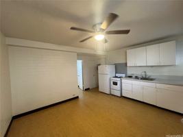 featured image of 215 Paoakalani Ave #15