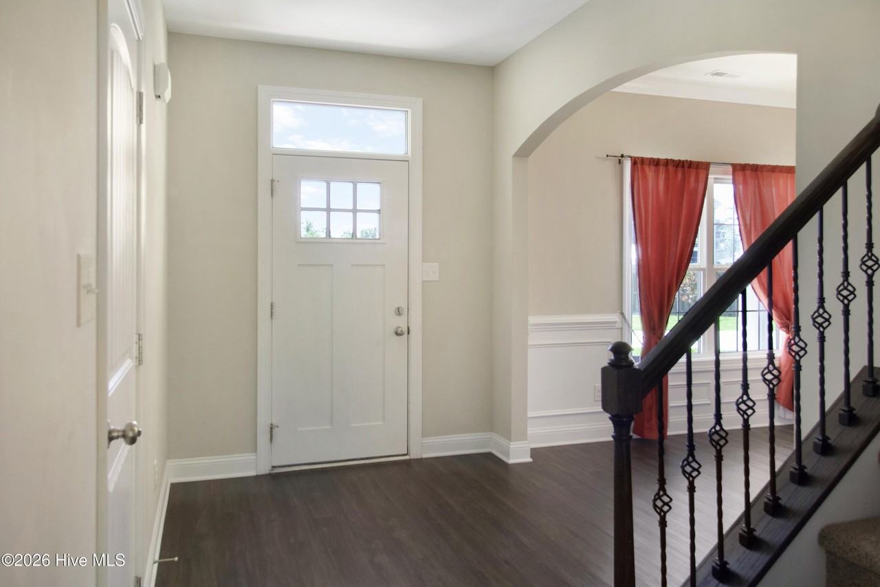 879 Stormy Gale Ln - Photo 2 of 16