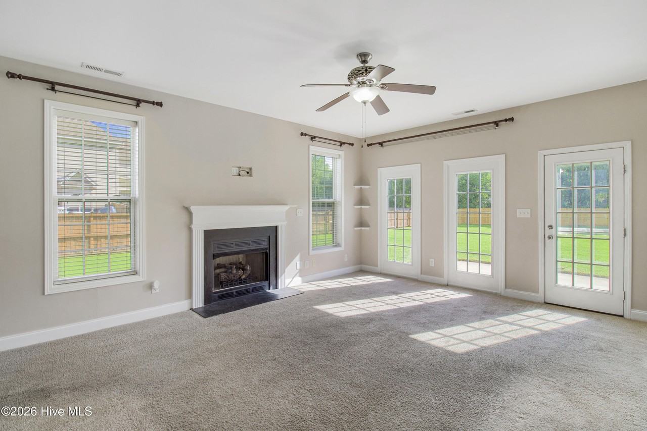 159 River Winding Rd - Photo 4 of 22