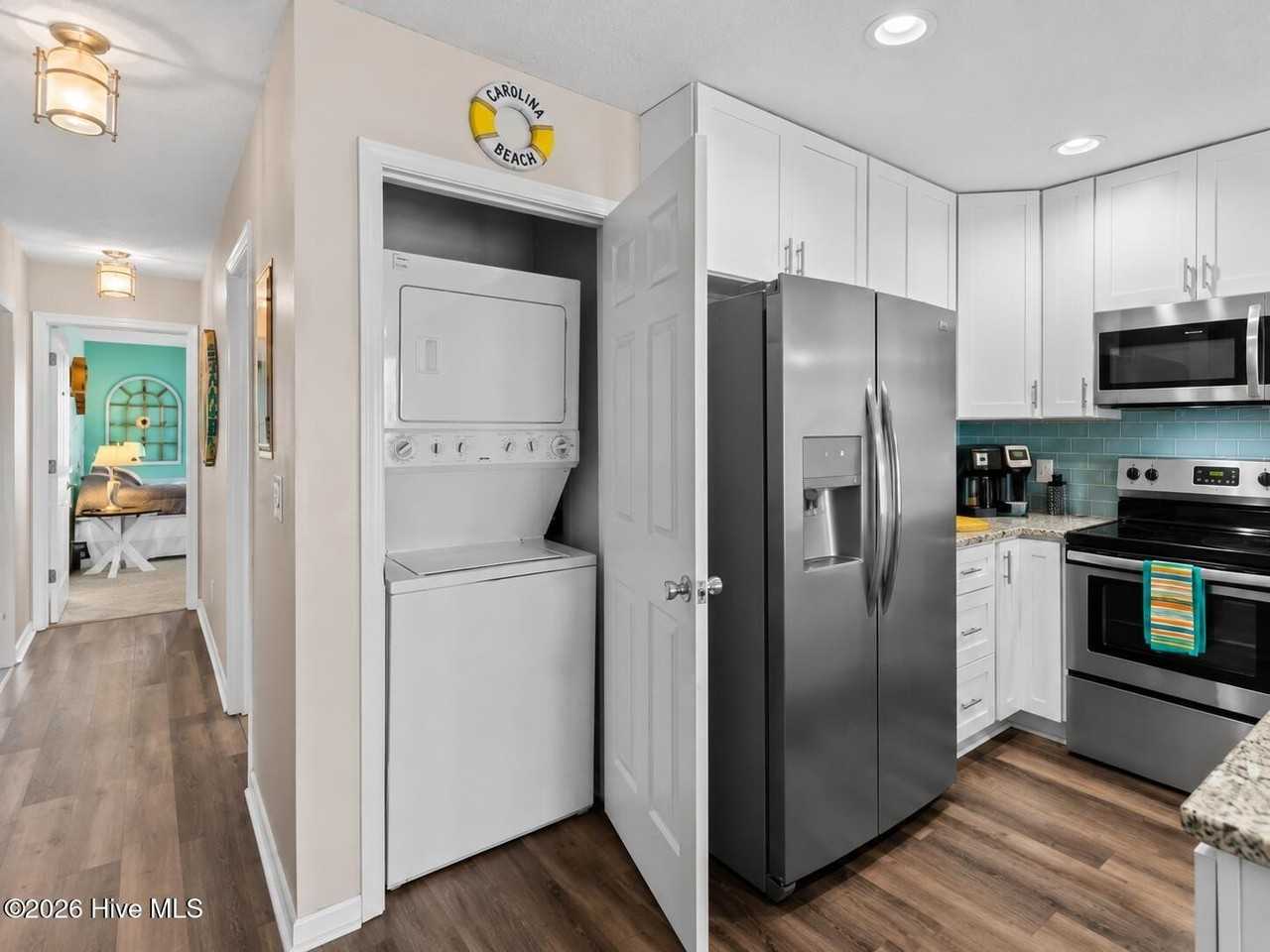 1305 Carolina Beach Ave N #3B - Photo 2 of 7