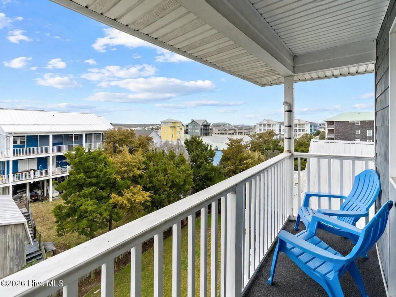 1305 Carolina Beach Ave N #3B - Photo 3 of 7