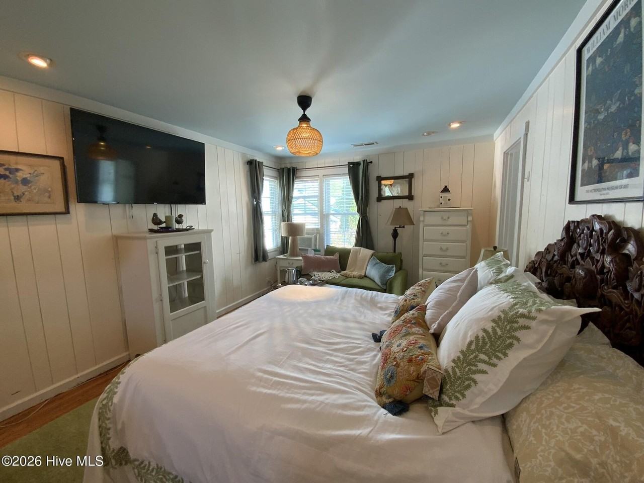 837 Main St #B - Photo 2 of 15