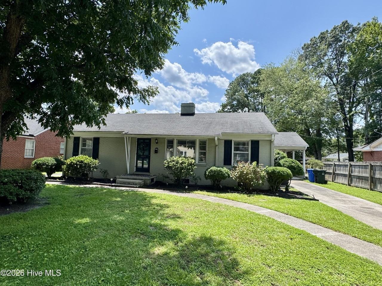1809 Nash St Nw - Photo 2 of 36