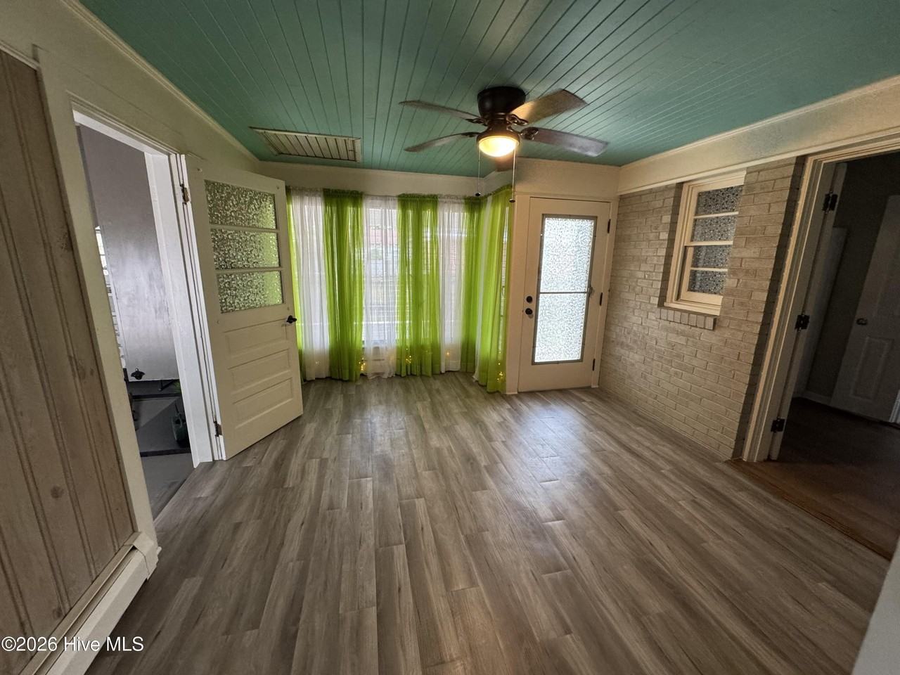1809 Nash St Nw - Photo 5 of 36