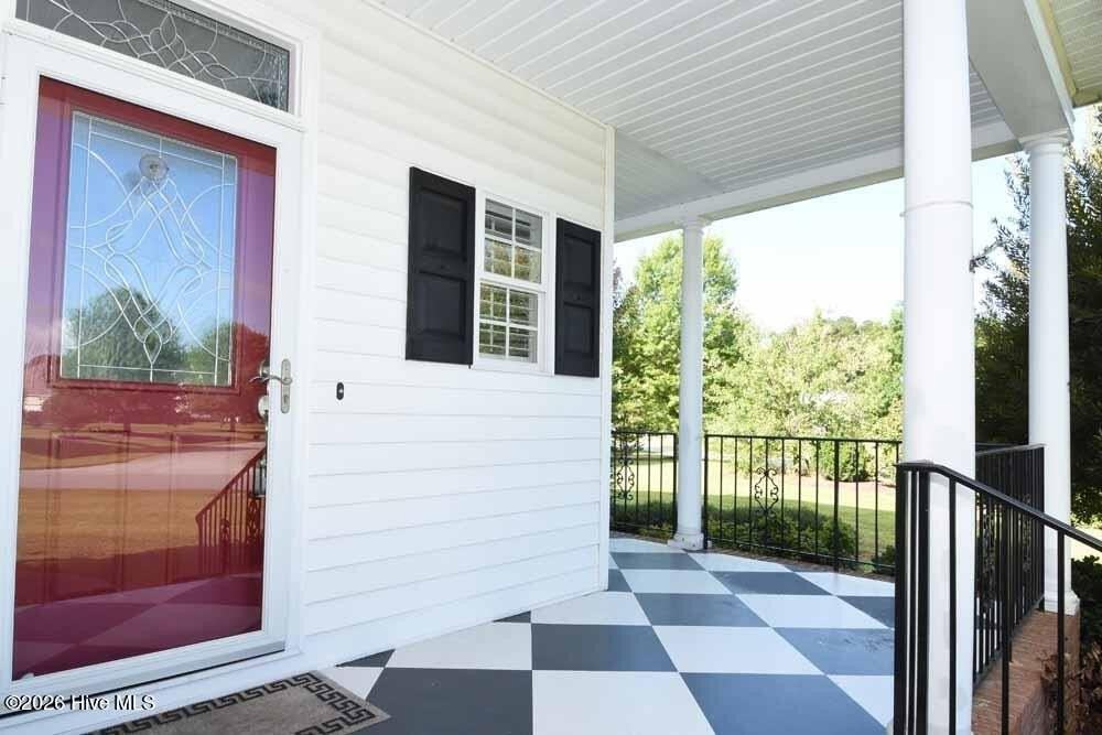1129 Scarlet Oak Dr - Photo 3 of 40