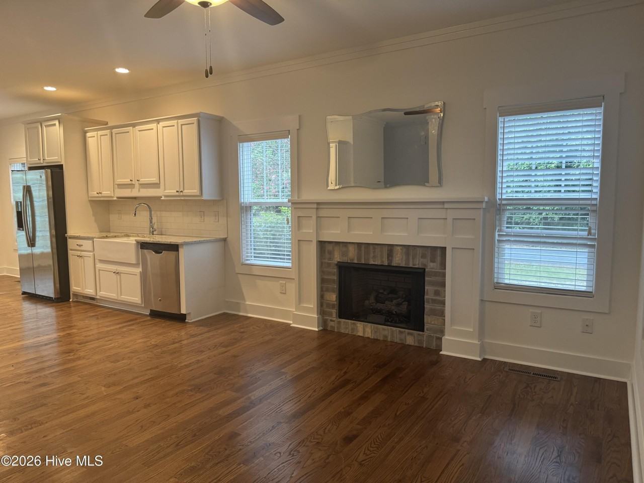 100 Jefferson St - Photo 5 of 28
