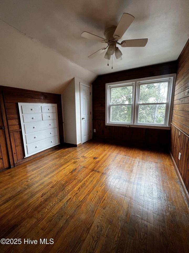 306 N 11th St #3 - Photo 2 of 7