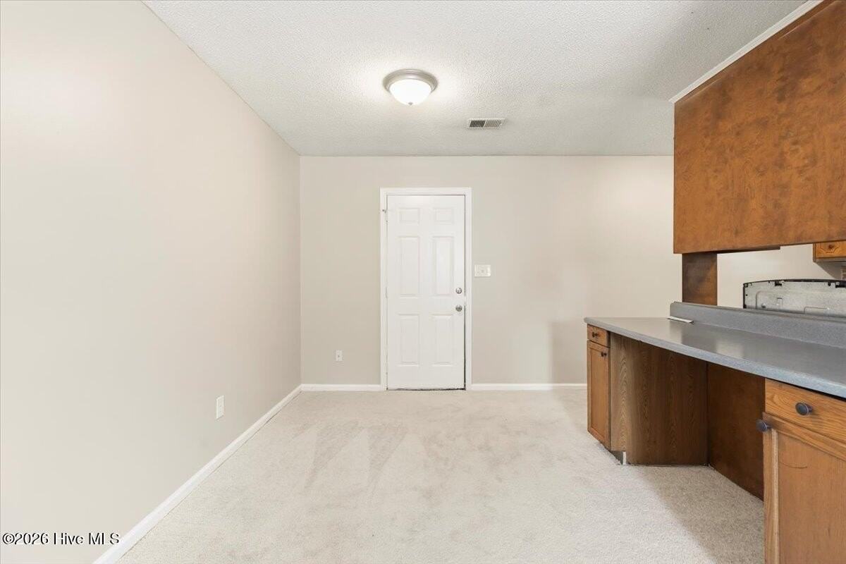 1910 Neptune Dr - Photo 7 of 24