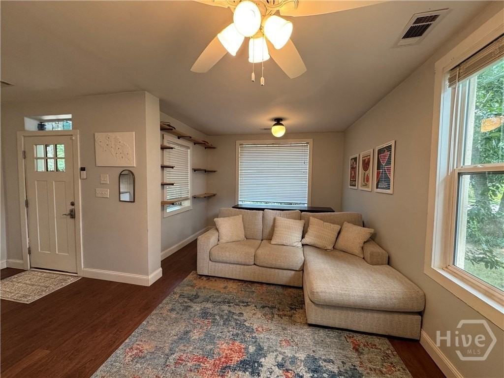 385 Best Dr - Photo 6 of 25