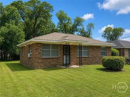 featured image of 1104 Sherman Ave