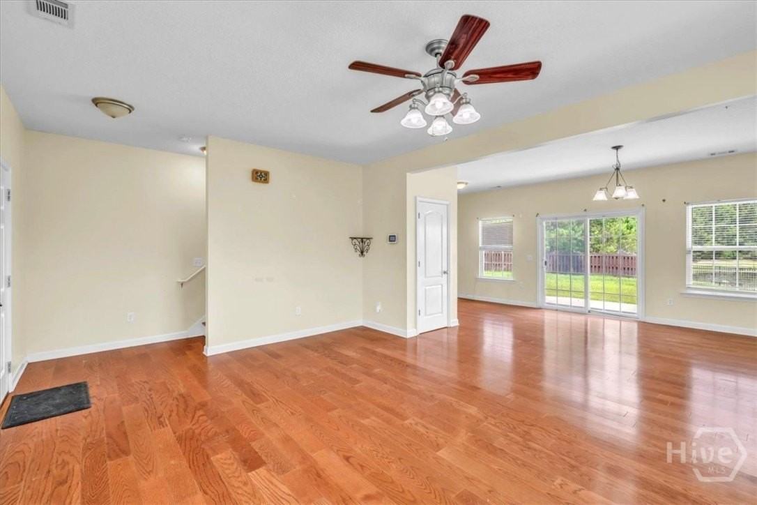 256 Savannah Ln - Photo 5 of 46