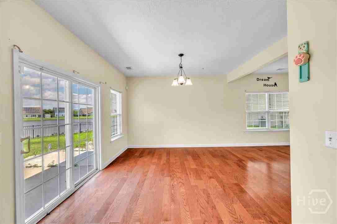256 Savannah Ln - Photo 7 of 46