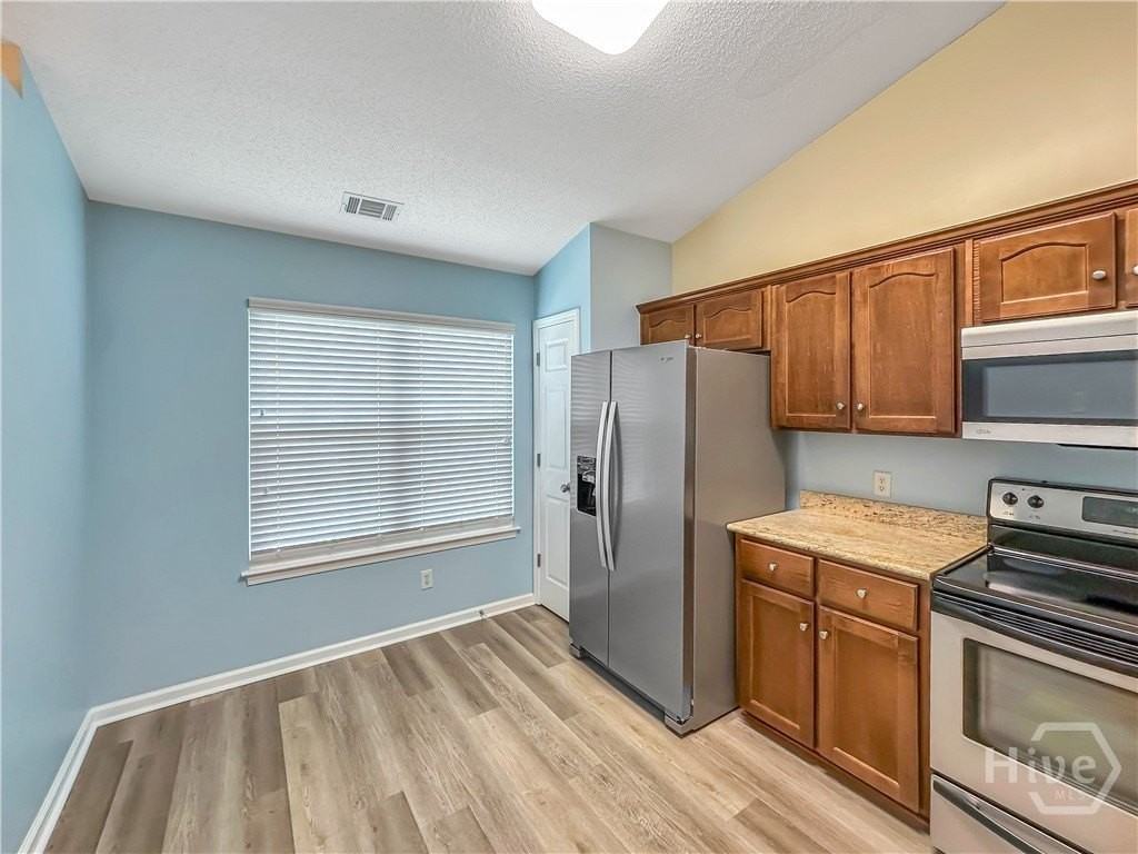 14 Rivermoor Ct - Photo 5 of 32