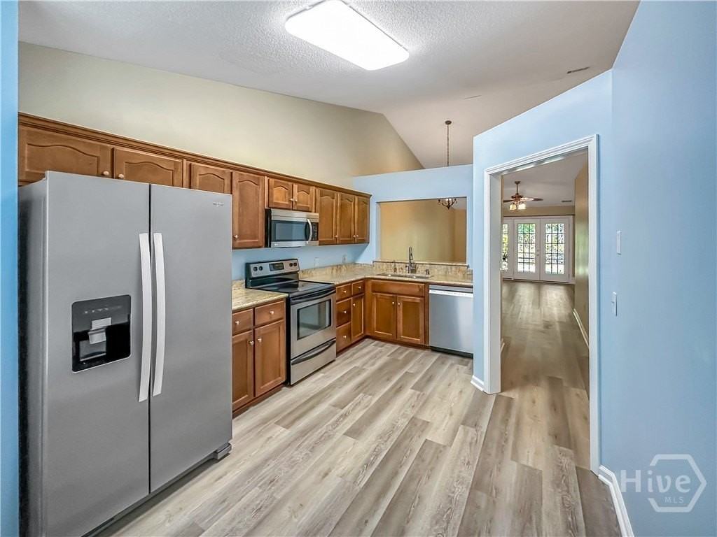 14 Rivermoor Ct - Photo 7 of 32