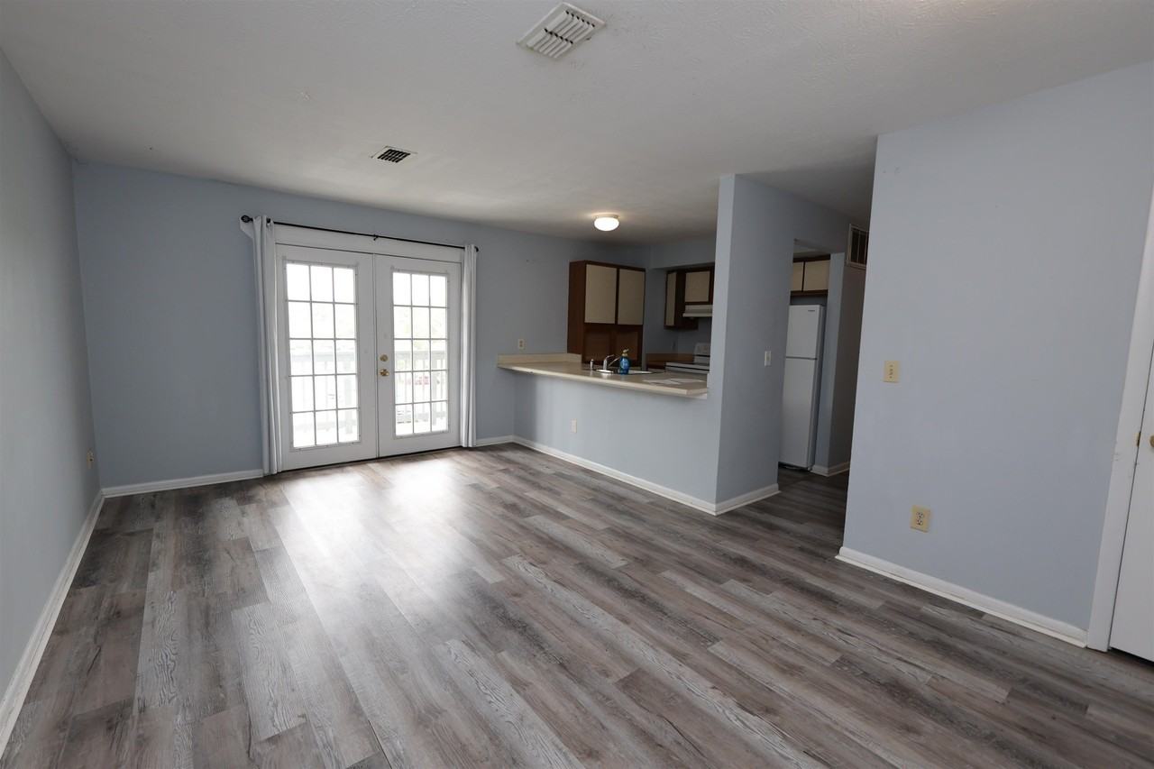 36 South Ave #H - Photo 2 of 18