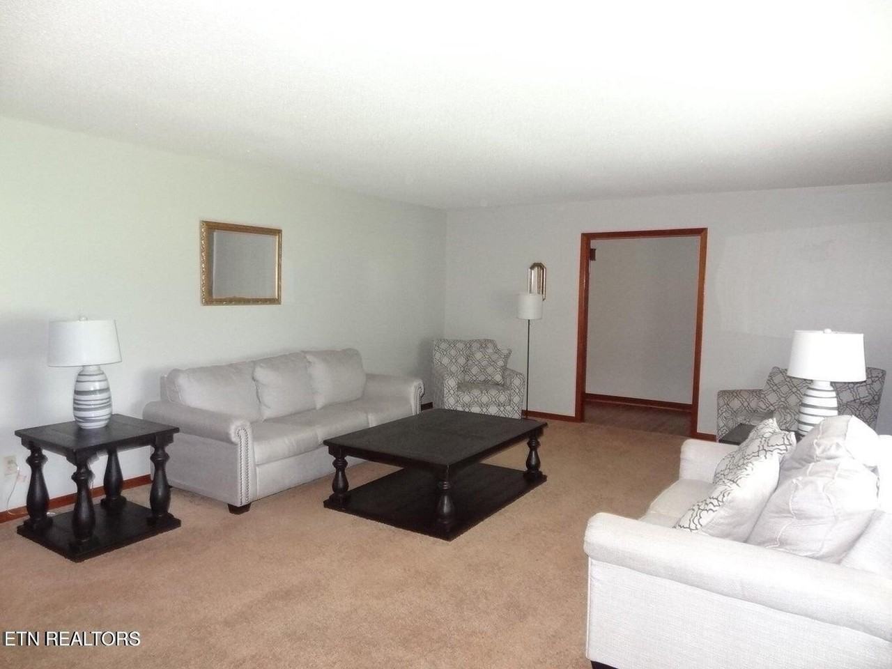 1789 Sparta Hwy - Photo 2 of 16