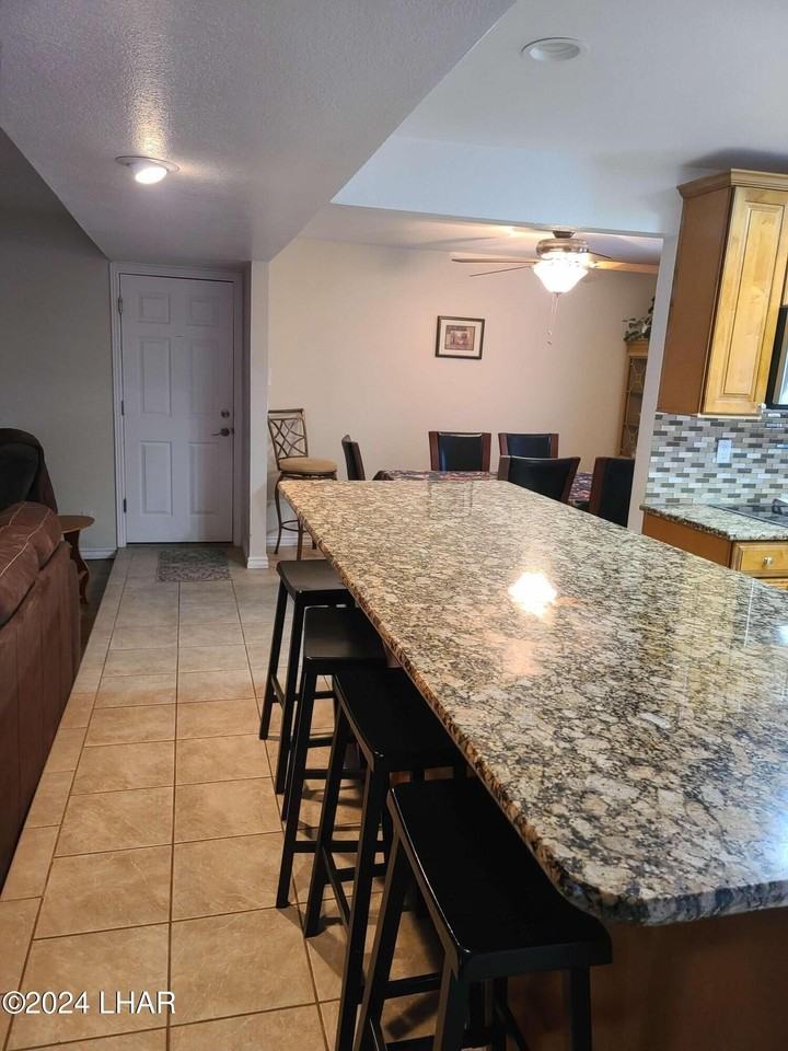 415 Corvair Dr - Photo 5 of 50