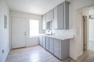 featured image of 302 Avenue U #C