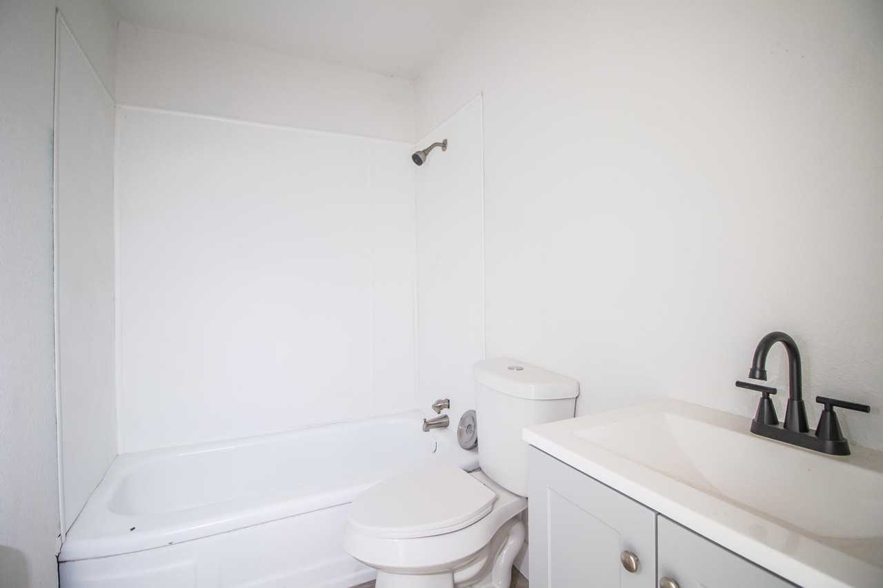 302 Avenue U #A - Photo 6 of 8