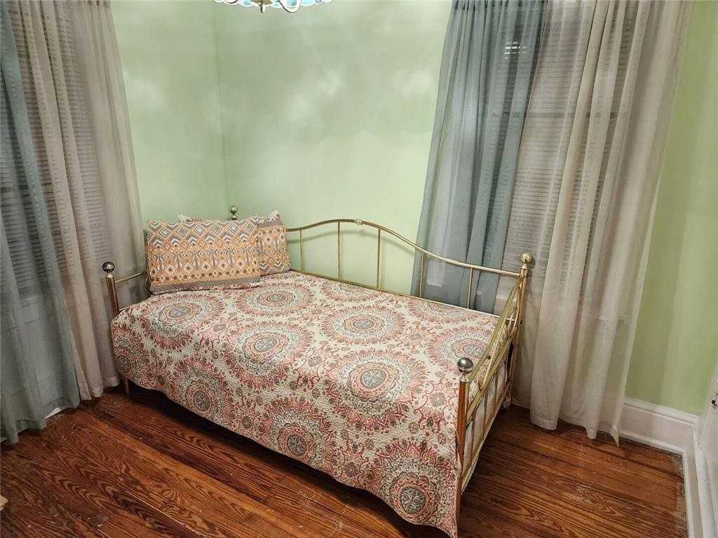 1203 Union Blvd - Photo 7 of 13