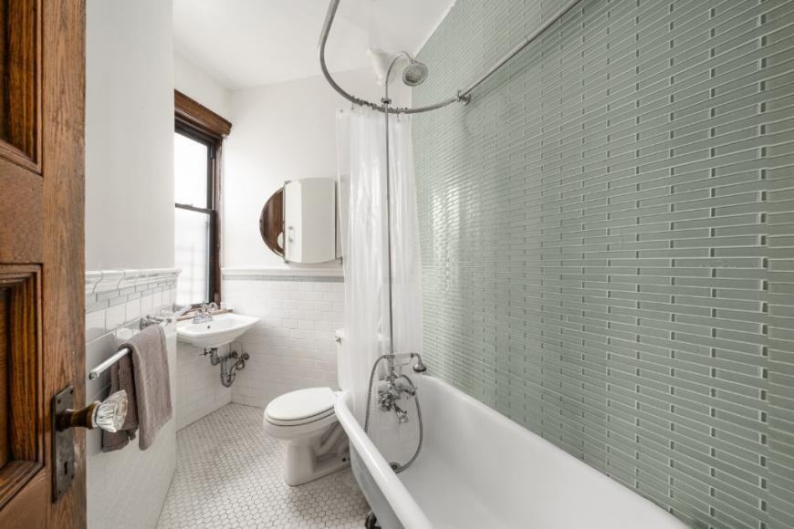 170 W 89th St - Photo 5 of 8