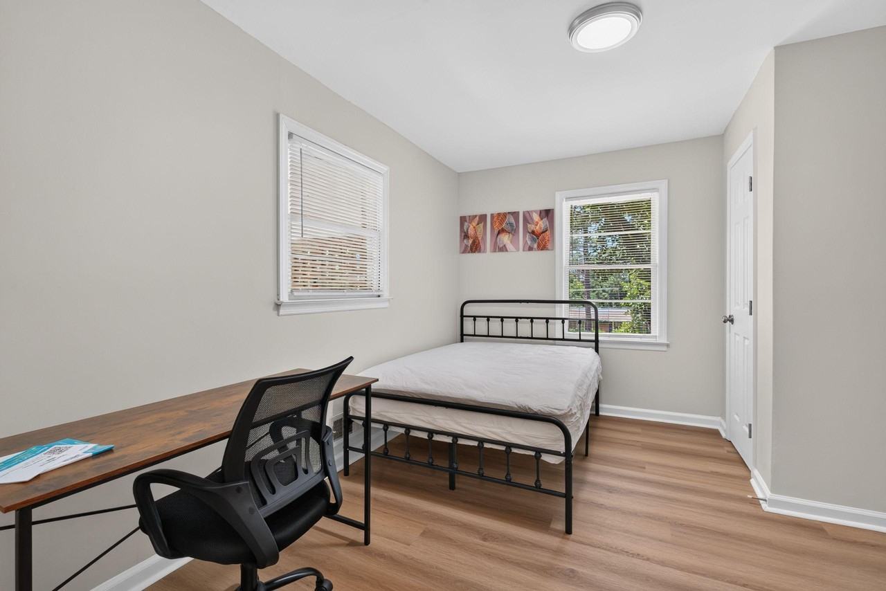 Pattie Dr - Photo 6 of 13