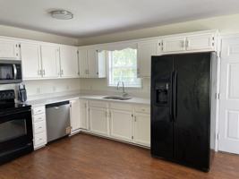 featured image of Crestview Dr