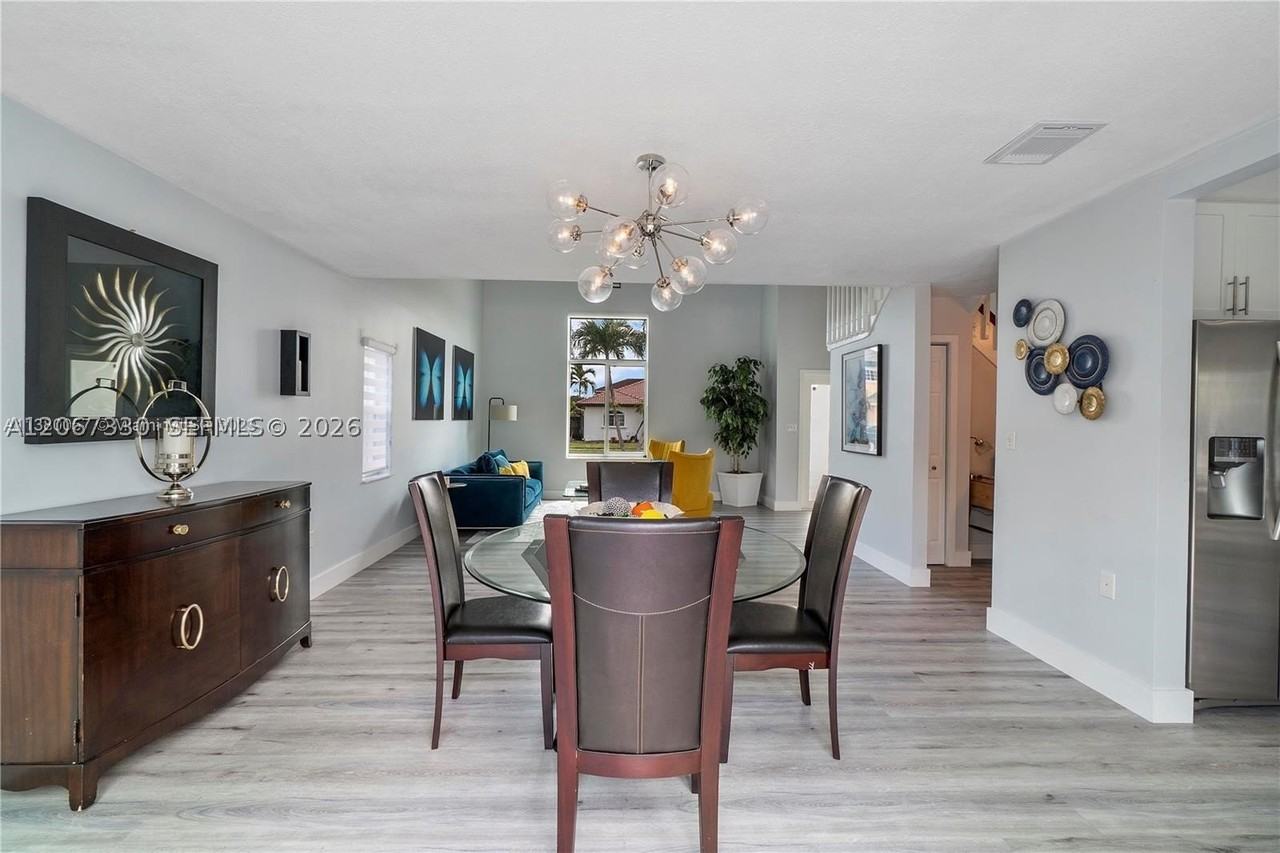 14279 Sw 166th St #14279 - Photo 5 of 26