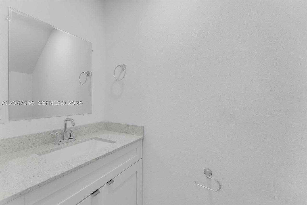 1459 Nw 2nd Ave #1459 - Photo 7 of 27