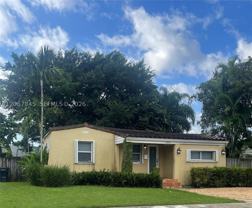 5886 Sw 42nd St - Photo 1 of 1