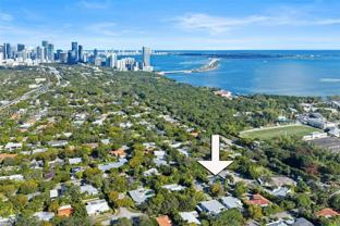 218 Shore Dr S - Photo 1 of 1