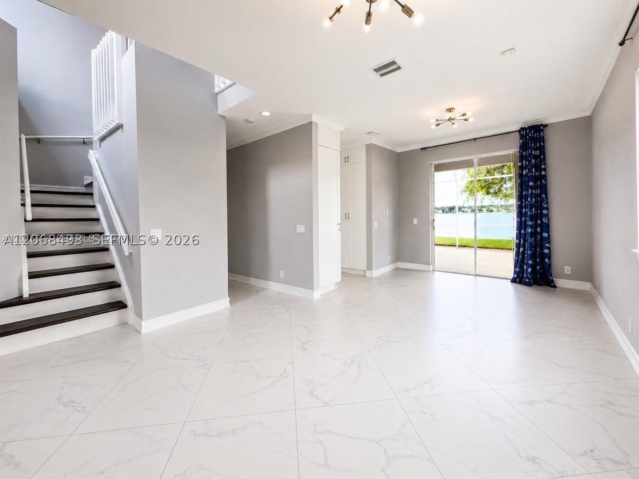 963 Falling Water Rd - Photo 7 of 29