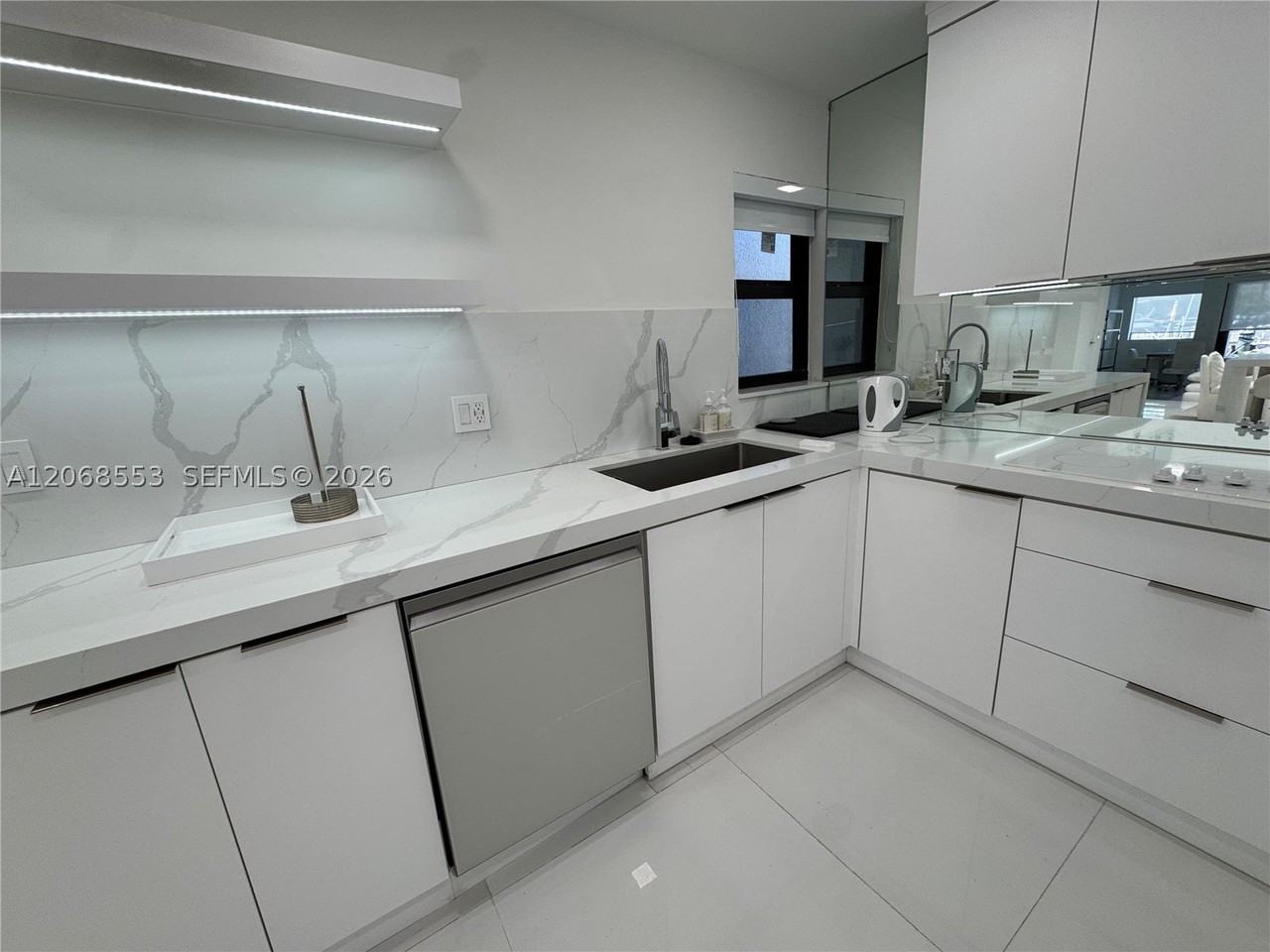 336 Poinciana Dr #1008 - Photo 5 of 50