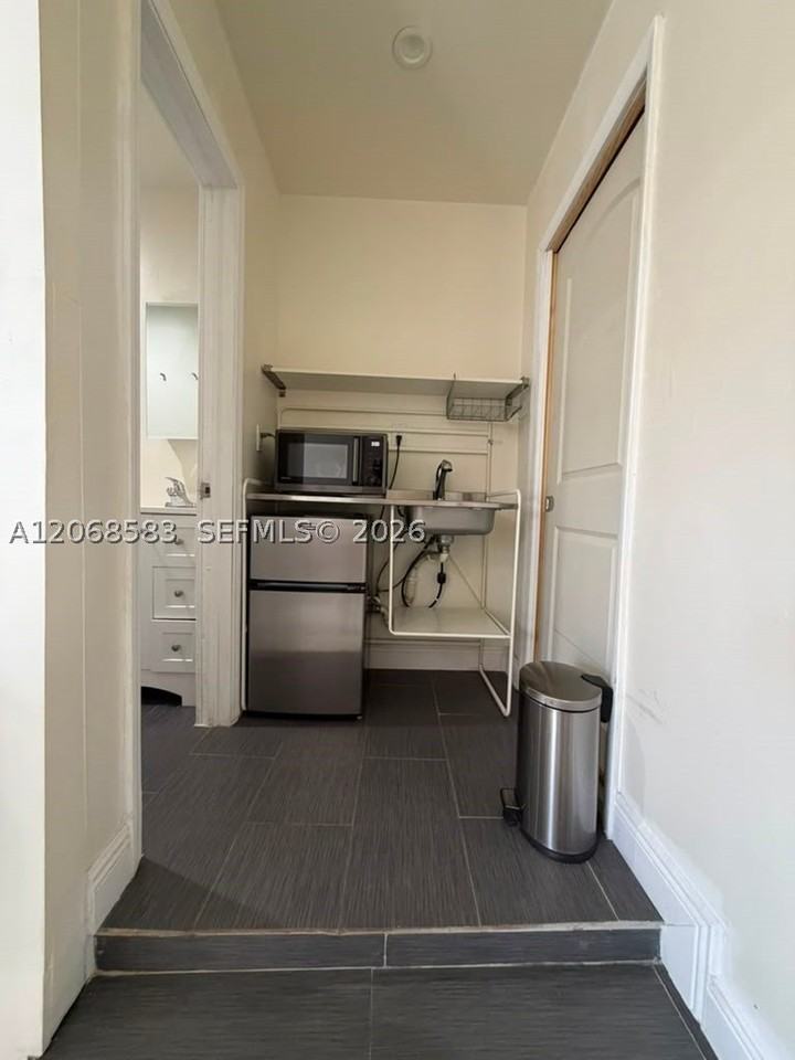 1725 Sw 32nd St #0 - Photo 6 of 13