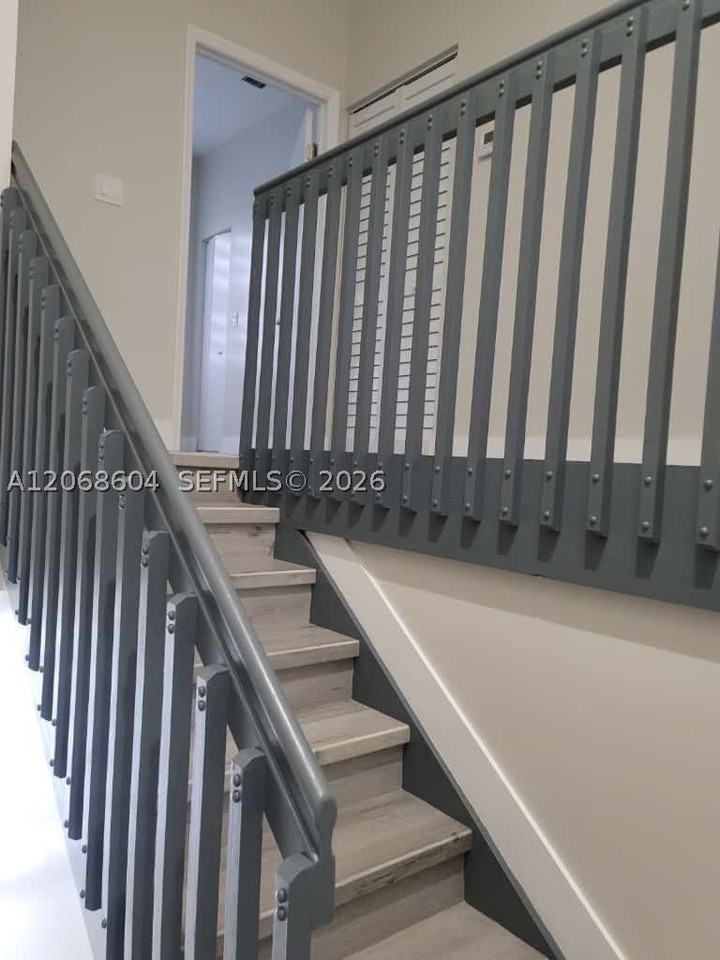 19177 Nw 37th Ave - Photo 5 of 13