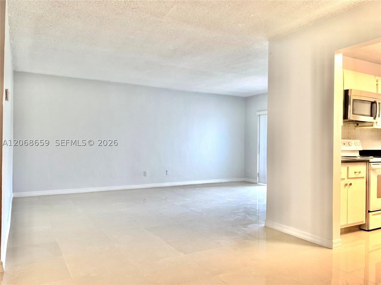 2491 Sw 82nd Ave #106 - Photo 2 of 18