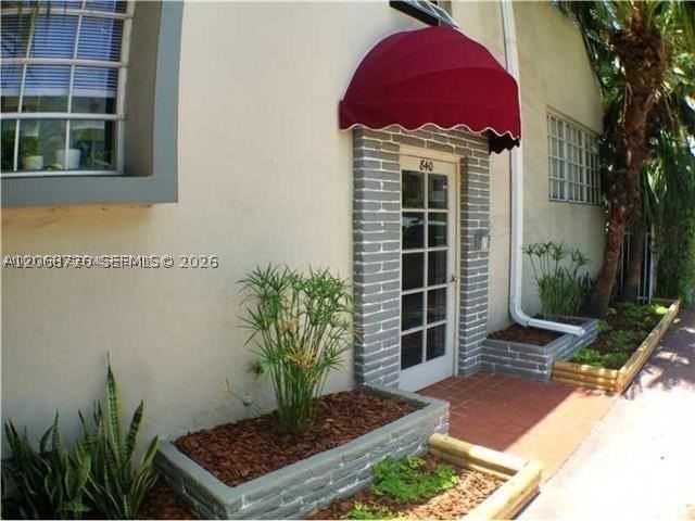 840 10th St #9 - Photo 2 of 5