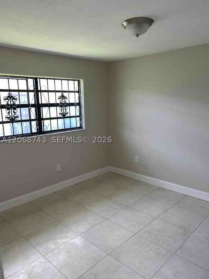 2416 Nw 79th Ter #2418 - Photo 7 of 14