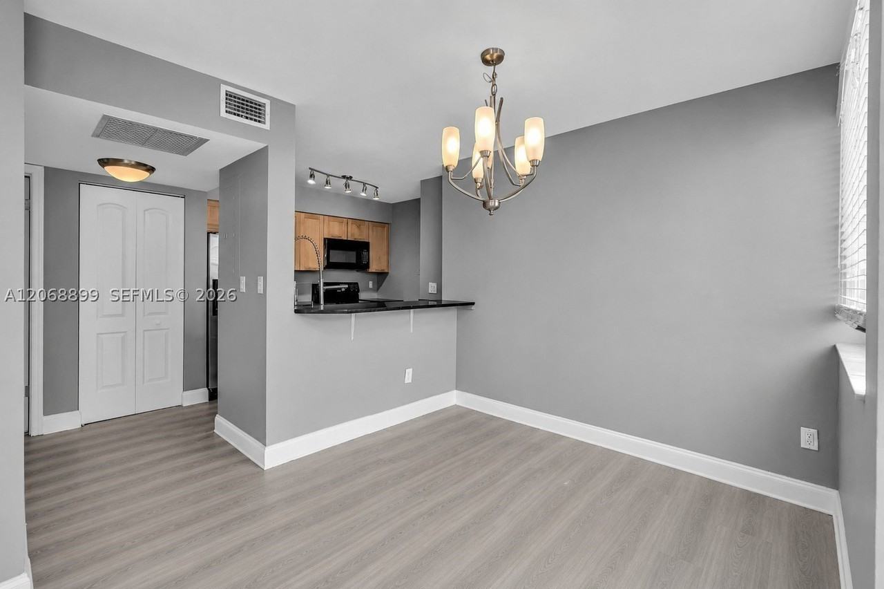 2881 N Oakland Forest Dr #112 - Photo 6 of 22
