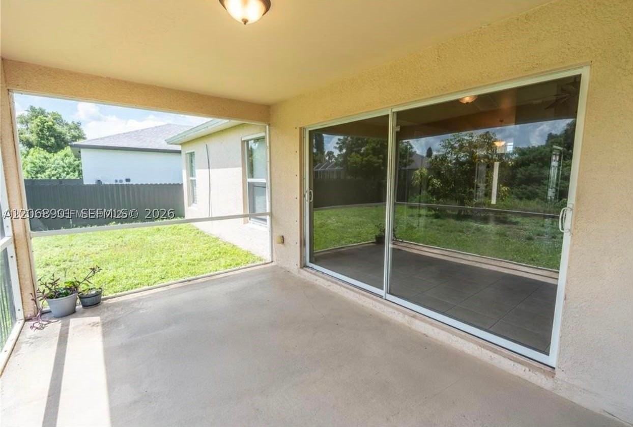 4129 Ne 19th Pl - Photo 6 of 18