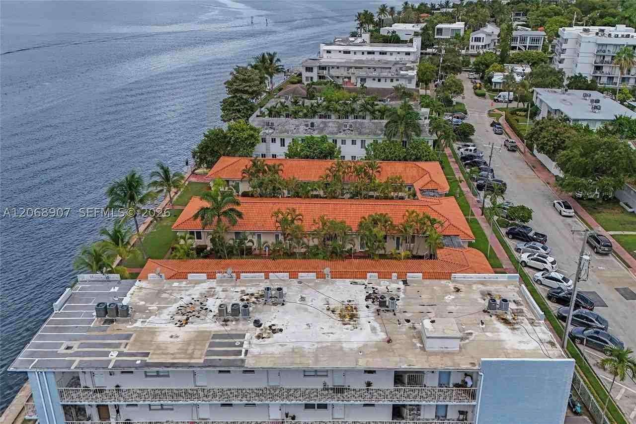 2170 Bay Dr #3-22 - Photo 7 of 20