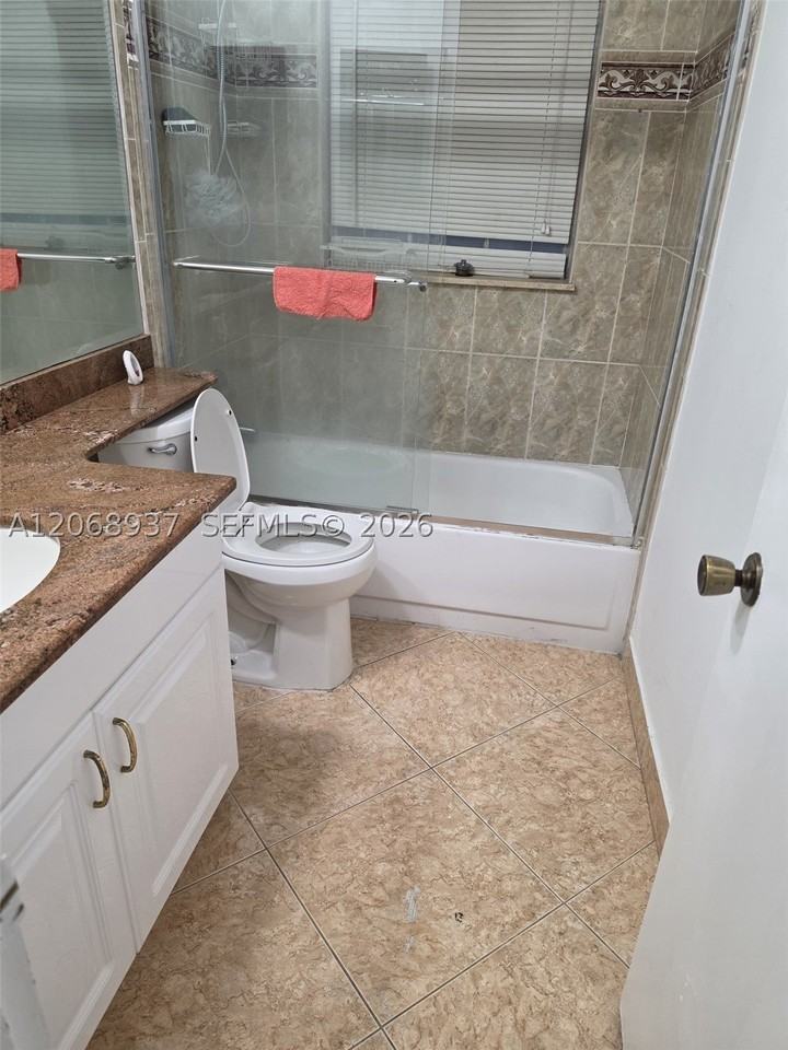 9165 Sw 18th St #1 - Photo 6 of 10