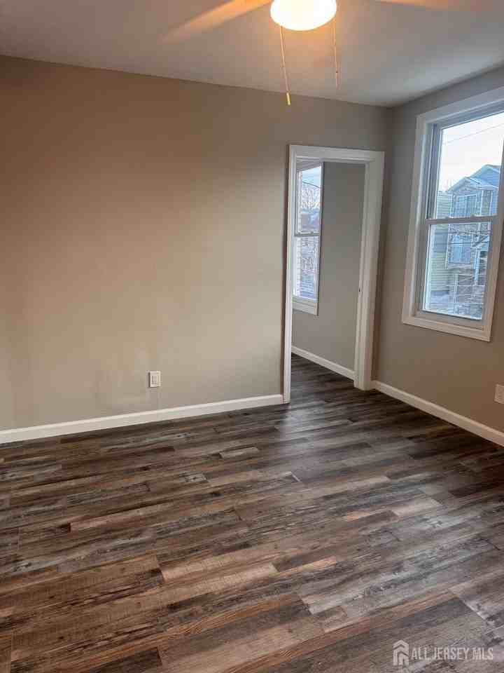 443 Fulton St #2 - Photo 6 of 9