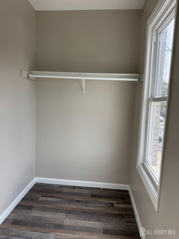 443 Fulton St #2 - Photo 7 of 9