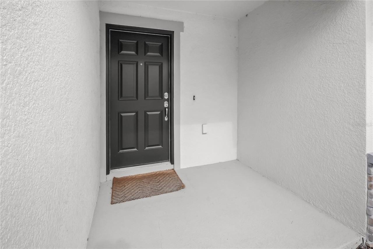 2726 Idyll Lakes Cir - Photo 3 of 23