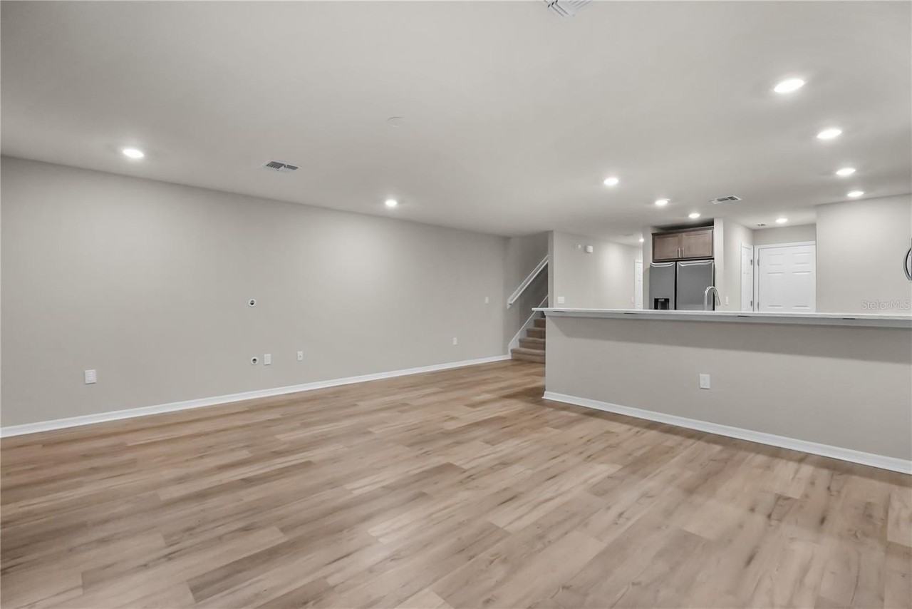 2726 Idyll Lakes Cir - Photo 7 of 23