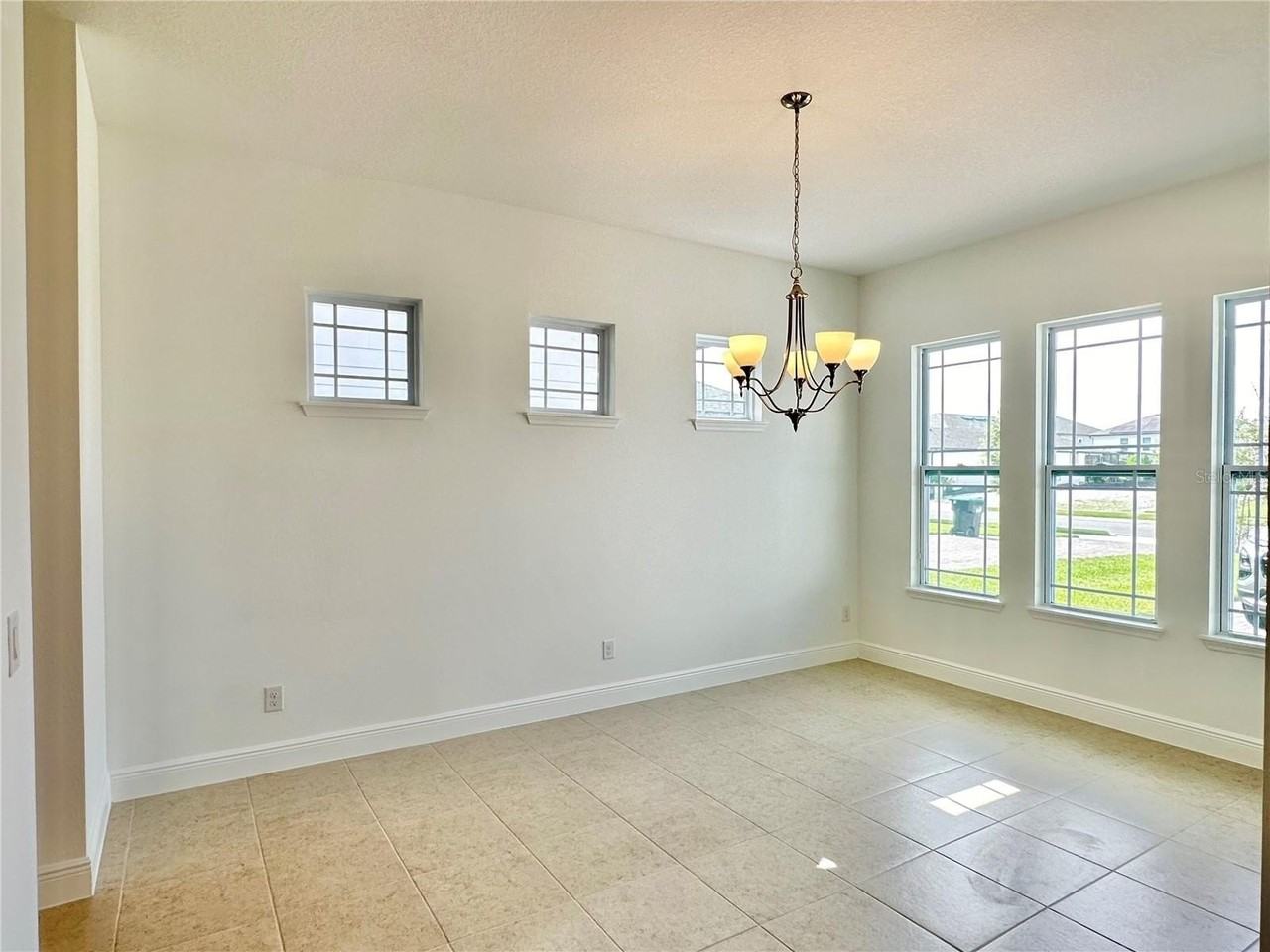 17552 Lake Star Rd - Photo 5 of 50